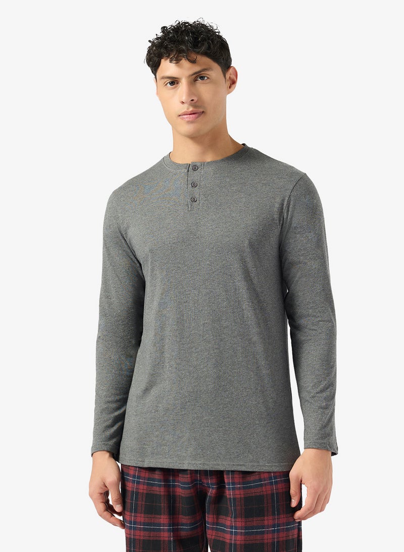 روبرت وود طقم تي شيرت وبنطلون بقصة عادية - Image 3